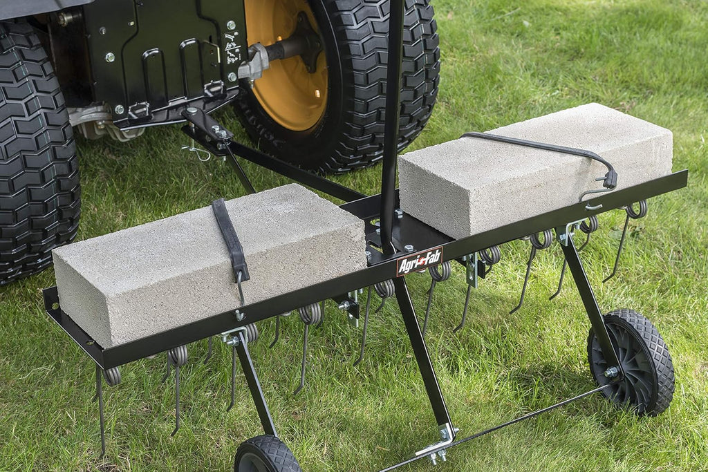 40-Inch Tow Dethatcher D599196