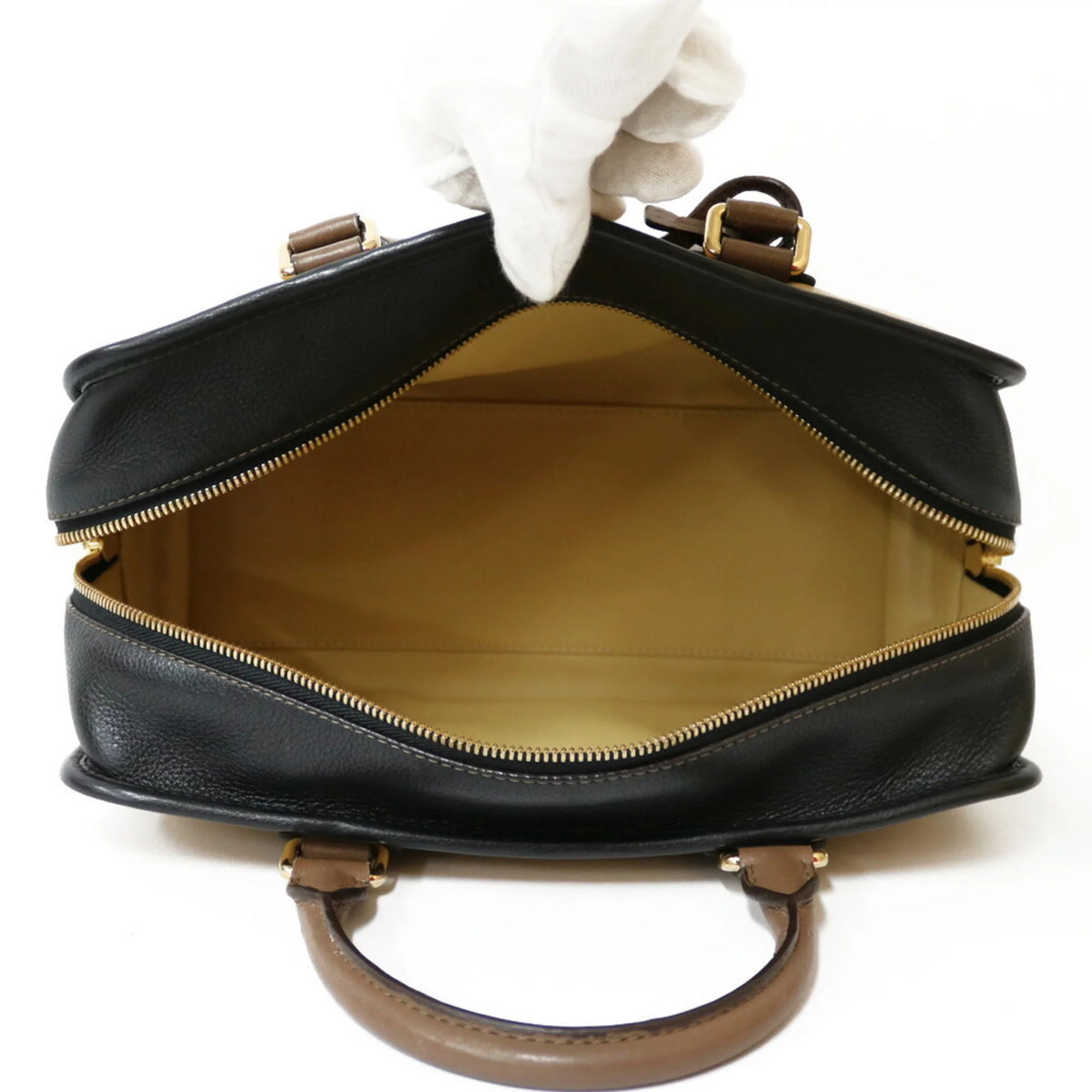 Pre-Owned Beige Brown Leather Handbag Y9180