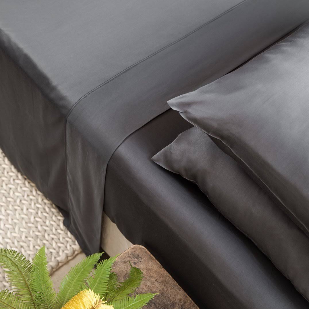 Queen Rose Fitted Sheet G253814