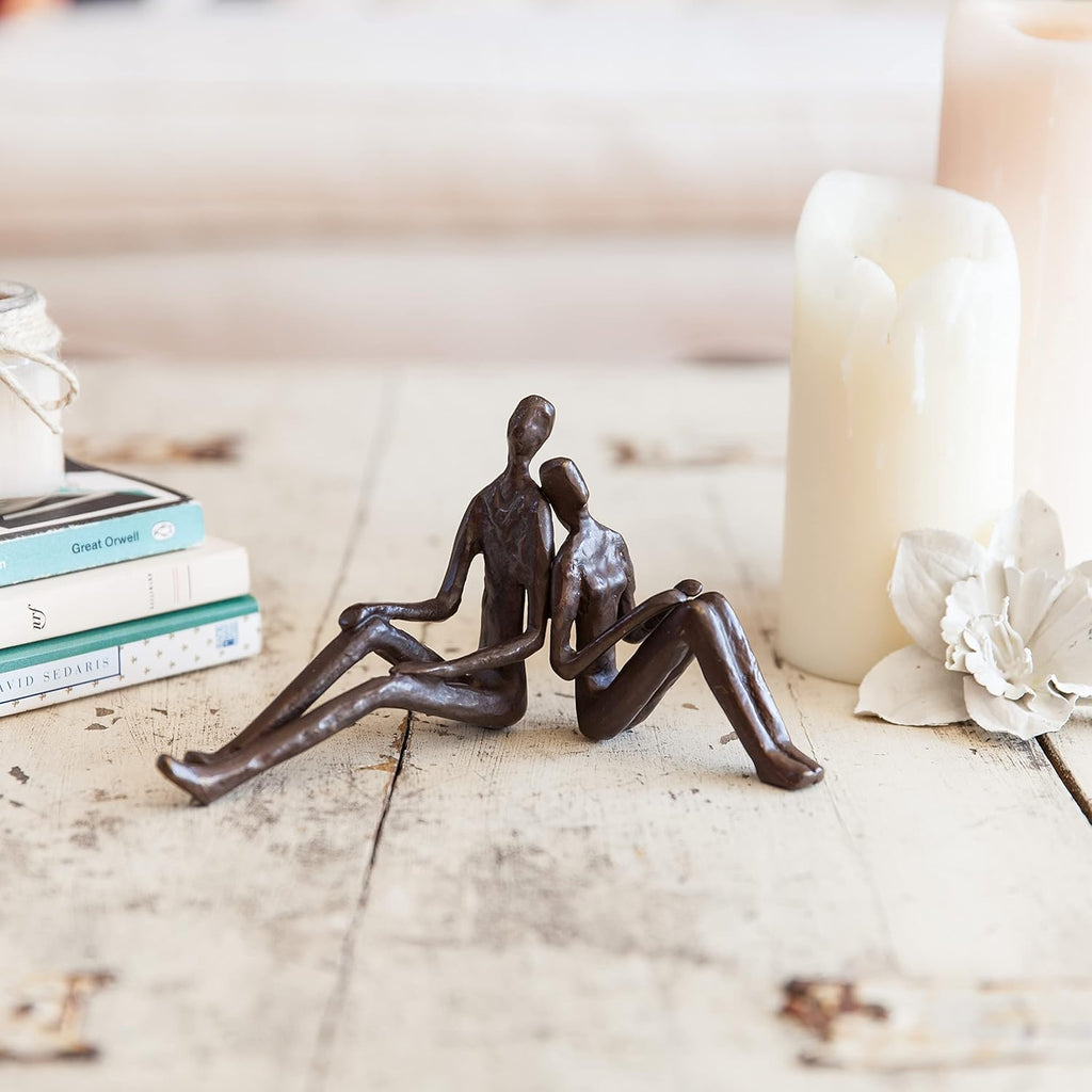 Cast Bronze Sculpture Romantic Couple Z4132
