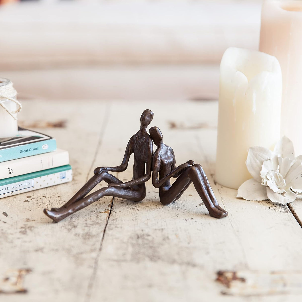 Cast Bronze Sculpture Romantic Couple Z4132