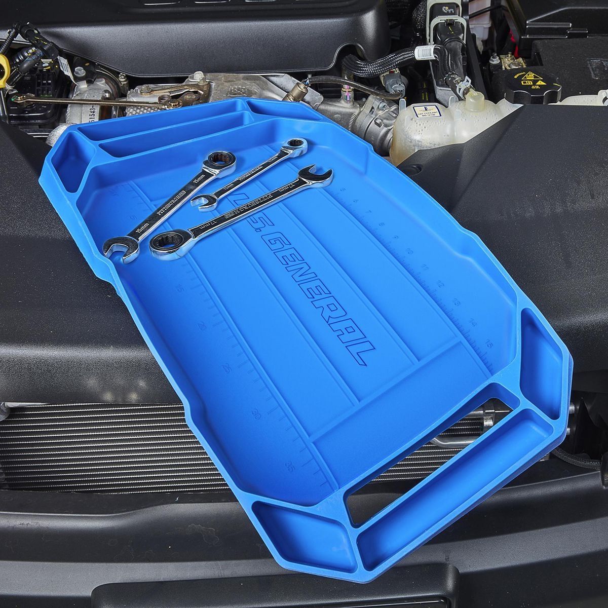 20-3/4 in. x 11-1/2 in. Flexible Parts Tray U88854