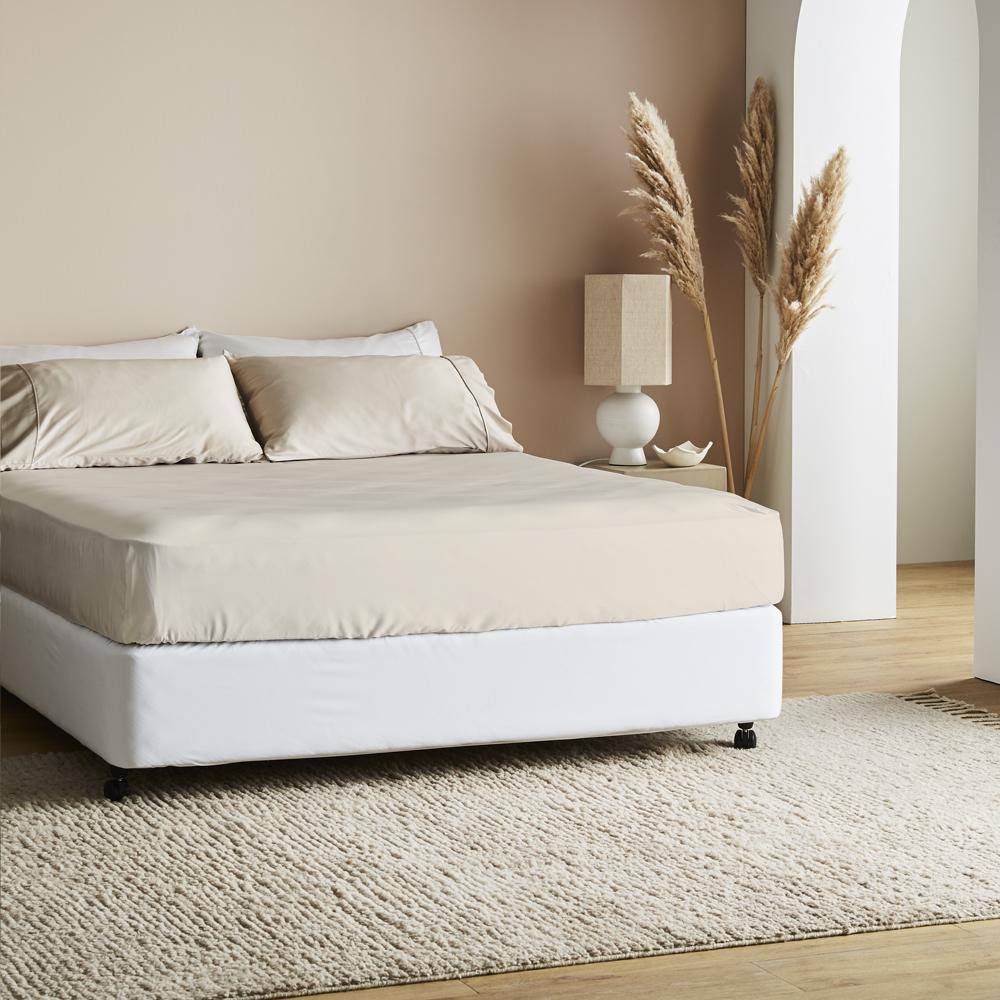 Queen Rose Fitted Sheet G253814