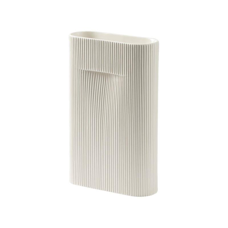 Off-White Vase C721