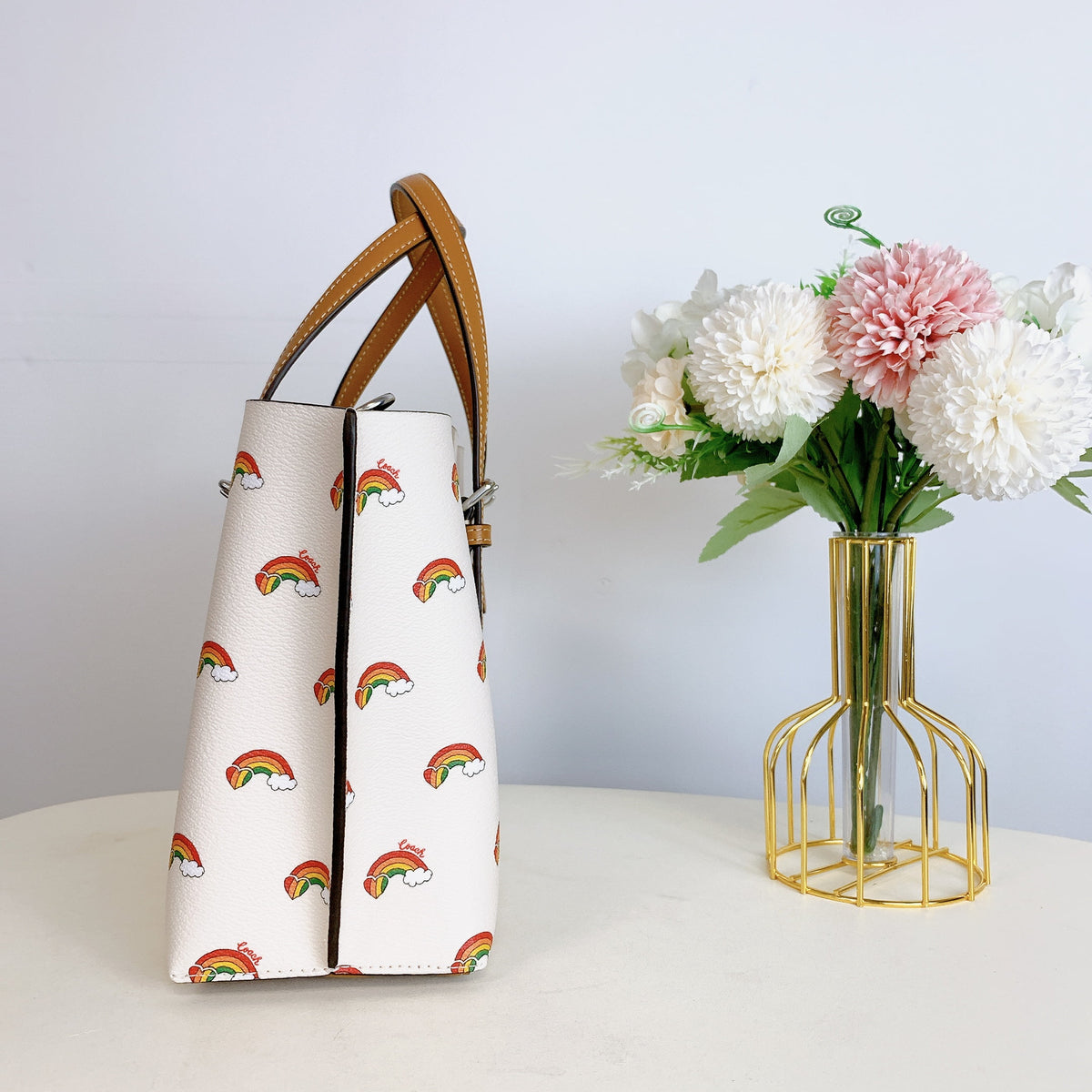 Tote with Rainbow Print V4037