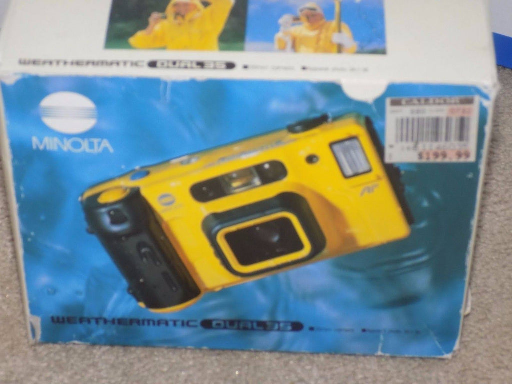 35mm Weathermatic Dual Point And Shoot Film Camera R8719