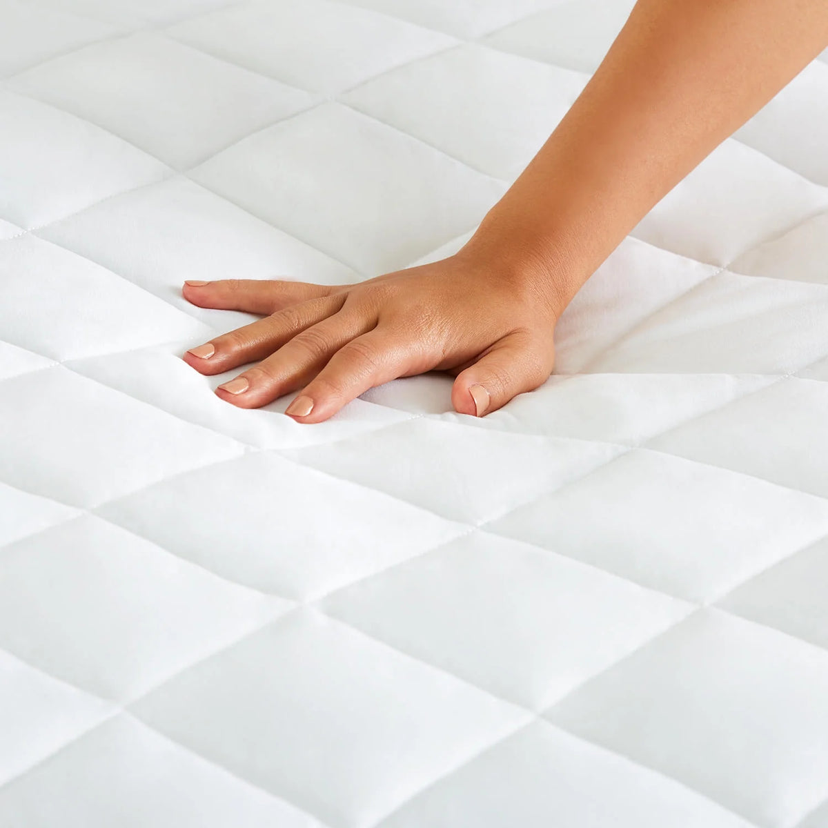 Queen Diamond Mattress Pad V621015