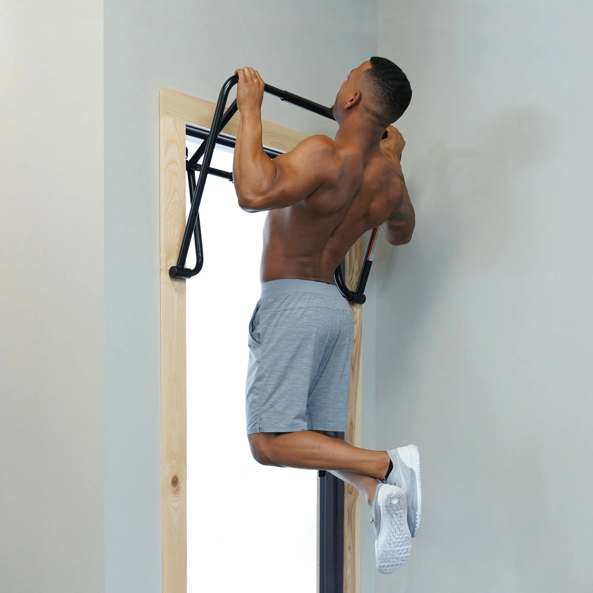 Inversion and Chin-Up Rack Y24098